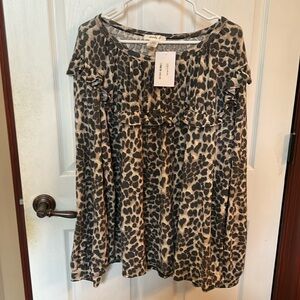 Long Sleeve Leopard Top